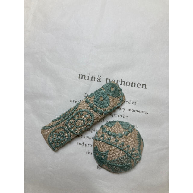 mina perhonen(ミナペルホネン)の♪ミナペルホネン jungle relief♪276パッチンピン ハンドメイド ハンドメイドのアクセサリー(ヘアアクセサリー)の商品写真
