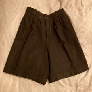 マーガレットハウエル(MARGARET HOWELL)のUSED ウール　センタープレス　ハーフパンツ　(ハーフパンツ)