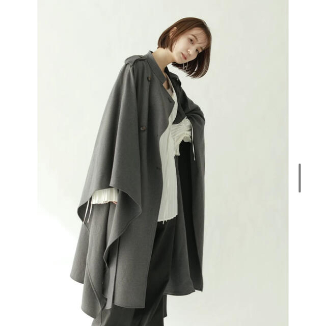 louren standcollar bigcape coatの通販 by M｜ラクマ