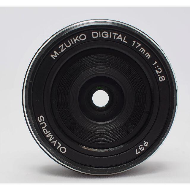 OLYMPUS(オリンパス)のオリンパスマイクロフォーサーズM.Zuiko 17mm f/2.8 スマホ/家電/カメラのカメラ(レンズ(単焦点))の商品写真