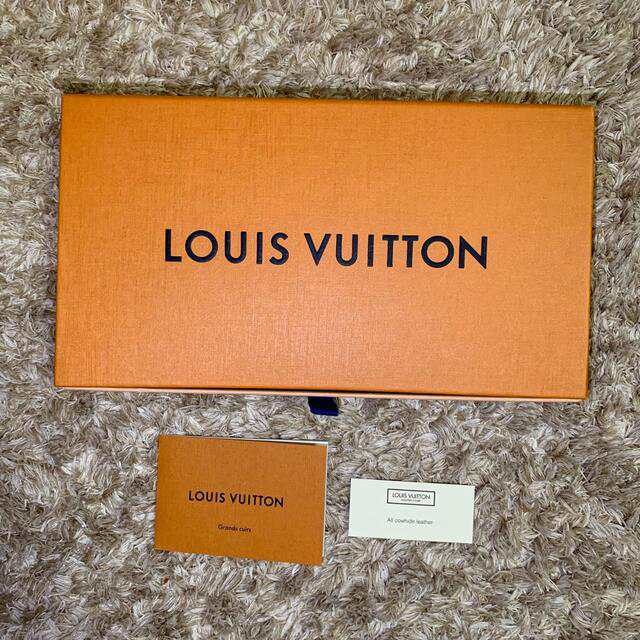 LOUIS VUITTON(ルイヴィトン)の【新品】ルイヴィトン カプシーヌ　長財布　ブラック・ピンク レディースのファッション小物(財布)の商品写真