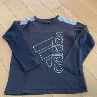 アディダス(adidas)のadidas アディダス  ロングTシャツ　150(Tシャツ/カットソー)