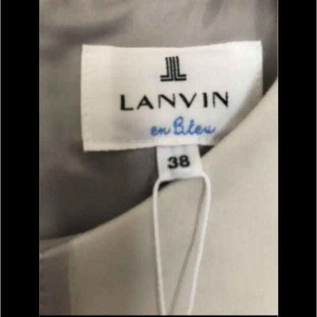 LANVIN en Bleu(ランバンオンブルー)の新品未使用♡LANVIN en Bleu ランバンオンブルー  トップスブラウス レディースのトップス(シャツ/ブラウス(半袖/袖なし))の商品写真