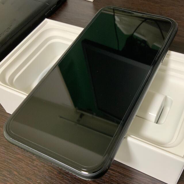Apple(アップル)のSIMフリー iPhone11 容量128GB ブラック(※2年未満使用) スマホ/家電/カメラのスマートフォン/携帯電話(スマートフォン本体)の商品写真