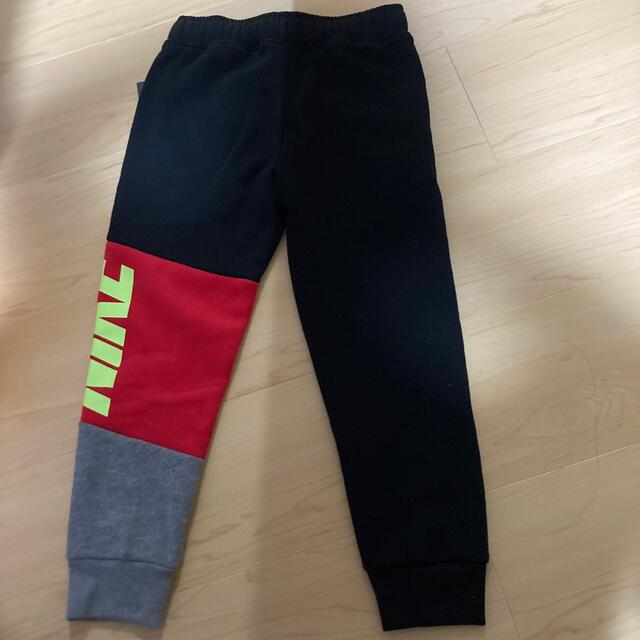 NIKE(ナイキ)のラス1  NIKE 110 スエット　裏起毛 キッズ/ベビー/マタニティのキッズ服男の子用(90cm~)(パンツ/スパッツ)の商品写真