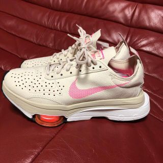 ナイキ(NIKE)のNIKEエアーズーム（新品）N.354(スニーカー)