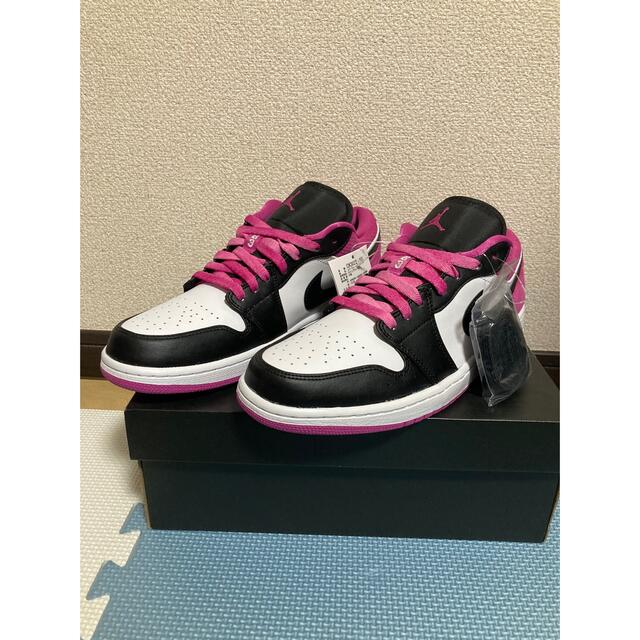 AIR JORDAN 1 LOW SE 1