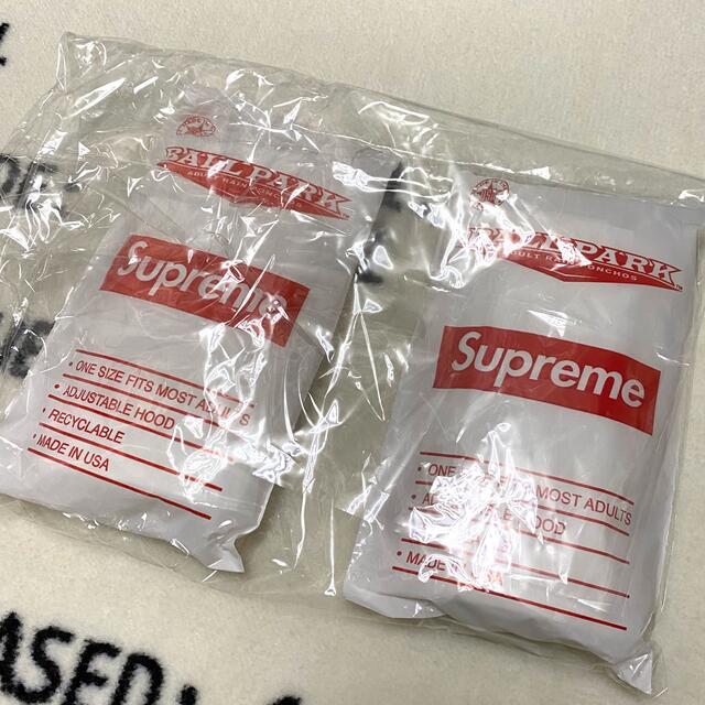 Supreme(シュプリーム)の［新品］Supreme Ballpark Poncho 2個 メンズのジャケット/アウター(ポンチョ)の商品写真