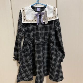 アクシーズファム(axes femme)のaxes femme 女の子 ワンピース 130cm 未使用品(ワンピース)