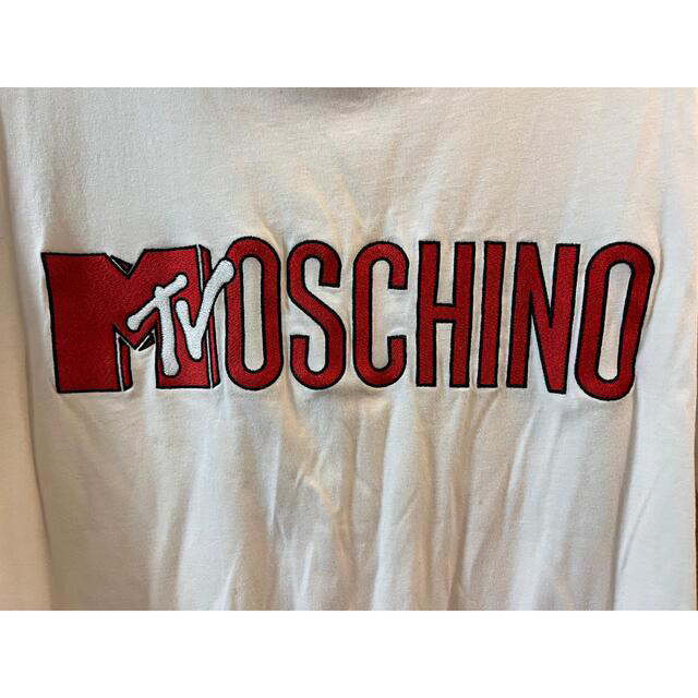 MOSCHINO(モスキーノ)の【限定品】H&M MOSCHINO [tv] H&Mコラボ  Tシャツ白 メンズのトップス(Tシャツ/カットソー(半袖/袖なし))の商品写真