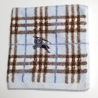 バーバリー(BURBERRY)のBURBERRYウォッシュタオル・スカイブルー(ハンカチ)