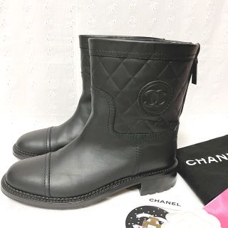 シャネル(CHANEL)の【専用】シャネル ブーツ サイズ37 1/2 日本サイズ23.5cm(ブーツ)