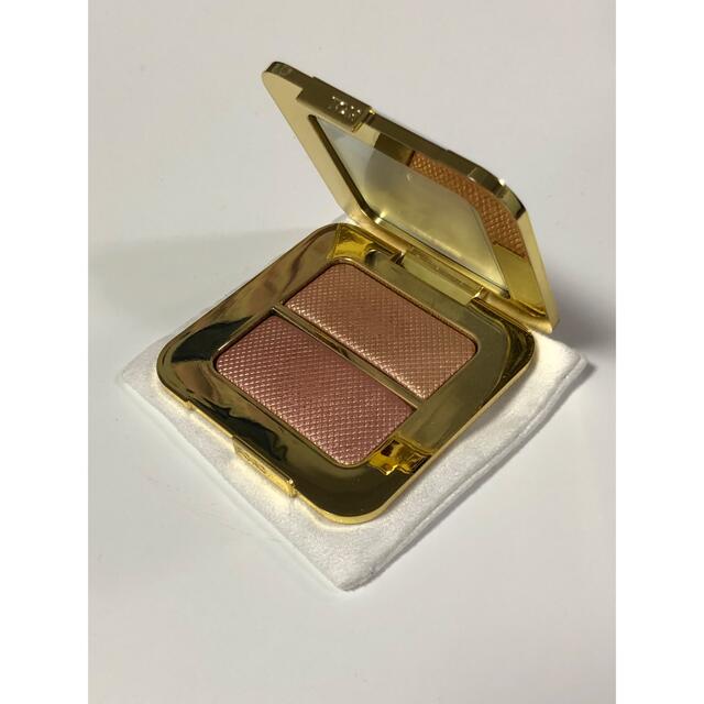 TOM FORD(トムフォード)のTOM FORD BEAUTY シアー ハイライティング デュオ　値下げ コスメ/美容のベースメイク/化粧品(フェイスカラー)の商品写真