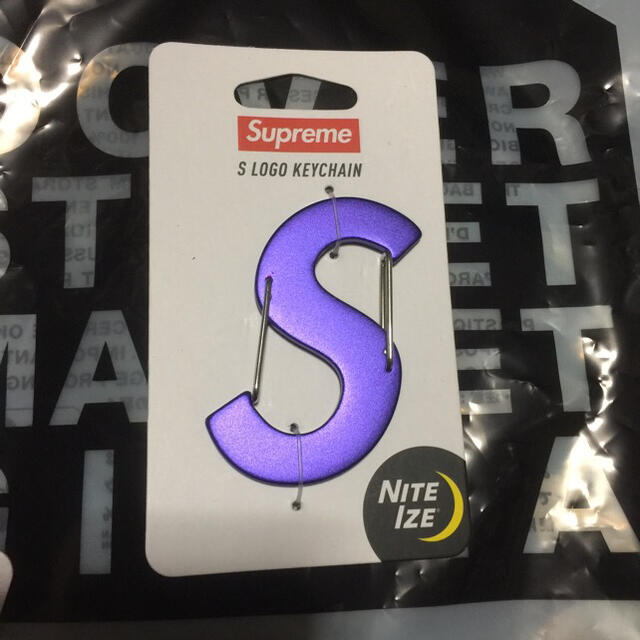 Supreme - Supreme Nite Ize S Logo Keychain キーチェーンの通販 by supreme｜シュプリームならラクマ