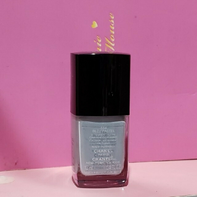 CHANEL(シャネル)のマニキュア　CHANEL　LE VERNIS 美品 送料込み コスメ/美容のネイル(マニキュア)の商品写真