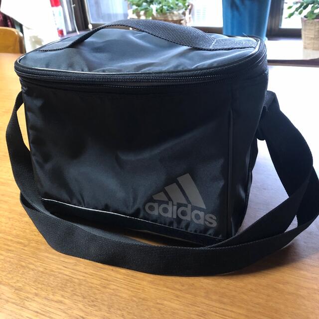 adidas(アディダス)のソフトクーラーボックス　アディダス  新品 スポーツ/アウトドアのアウトドア(その他)の商品写真