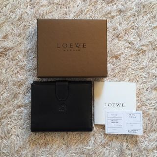 ロエベ(LOEWE)の【専用】未使用！LOEWE☆二ツ折財布(財布)