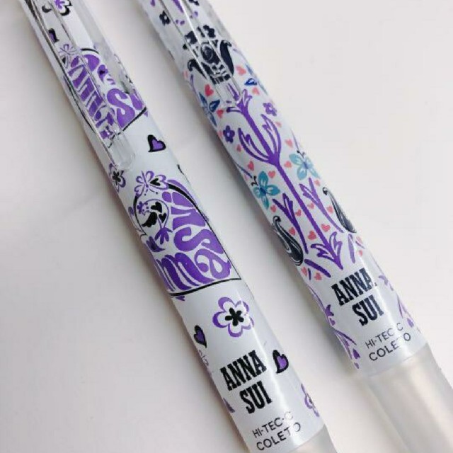 ANNA SUI(アナスイ)のANNA SUI アナスイ ハイテックCコレト 3色本体2本セット パイロット インテリア/住まい/日用品の文房具(ペン/マーカー)の商品写真