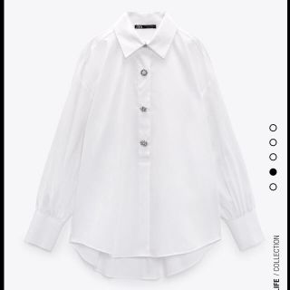 ザラ(ZARA)のビジューボタン　ロングシャツ　ZARA ザラ(シャツ/ブラウス(長袖/七分))