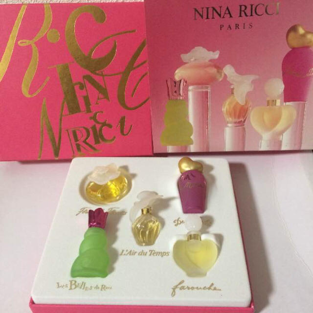 NINA RICCI(ニナリッチ)のニナリッチ ミニ香水セット コスメ/美容の香水(香水(女性用))の商品写真