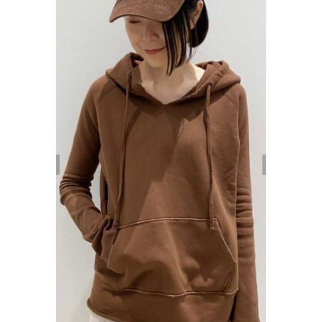 L'Appartement DEUXIEME CLASSE(アパルトモンドゥーズィエムクラス)のL'Appartement NILI LOTAN/SWEAT HOODIE レディースのトップス(パーカー)の商品写真