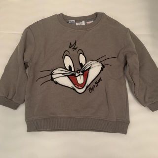 ザラキッズ(ZARA KIDS)のZARA トレーナー　グレー　BUGSBUNNY ワーナー　うさぎ　90 95(Tシャツ/カットソー)