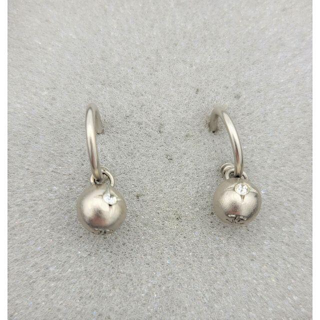 確実正規品 シャネル シンプル ラインストーン ピアス - ピアス