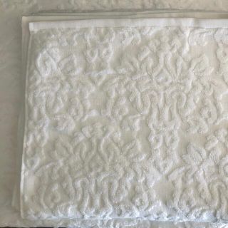 ザラホーム(ZARA HOME)の新品 ザラホーム ZARA HOME ホテル仕様 ジャガード柄 バスタオル ２枚(タオル/バス用品)