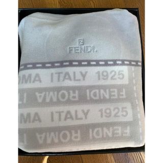 FENDI - FENDI 綿毛布(未使用)の通販 by yutaotake's shop｜フェンディ