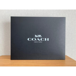 コーチ(COACH)の専用⭐️コーチ　大型箱　内袋、リボン付き(ショップ袋)