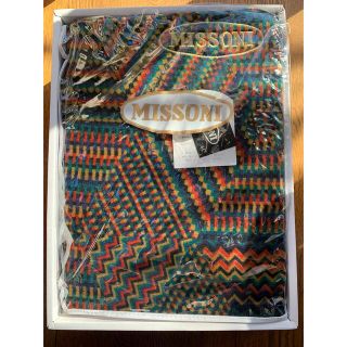 ミッソーニ(MISSONI)のMISSONI パフケット(新品)(毛布)