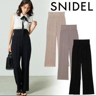 スナイデル(SNIDEL)の新品未使用タグ付き★スナイデルsnidelハイウエストワイドカットパンツ(その他)