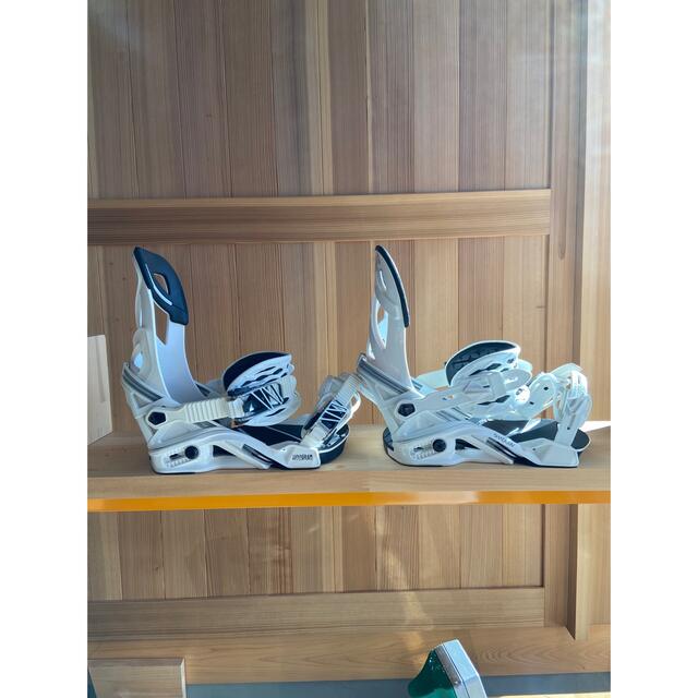 SALOMON HOLOGRAM ホワイト サロモン ホログラム M(美品) - library