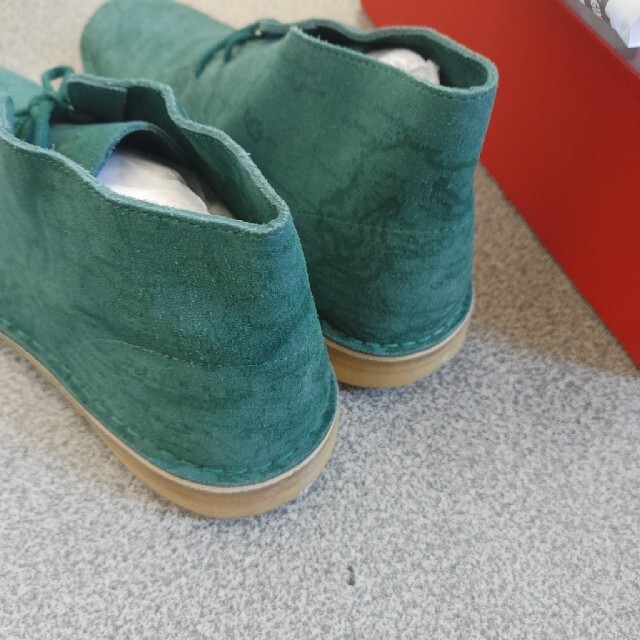 Supreme(シュプリーム)のClarks Orijinals for　supreme　デザートブーツ　緑43 メンズの靴/シューズ(ドレス/ビジネス)の商品写真