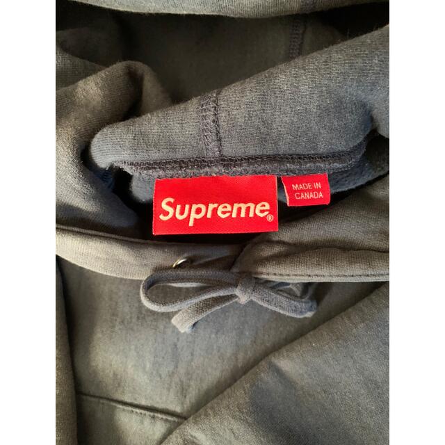 Supreme(シュプリーム)の最安値‼️supreme Araki Hooded sweatshirts メンズのトップス(パーカー)の商品写真