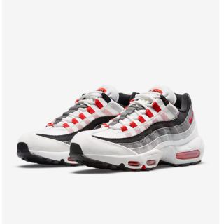 ナイキ(NIKE)の27cm 新品 NIKE AIR MAX95 マックス95  赤グラデ(スニーカー)