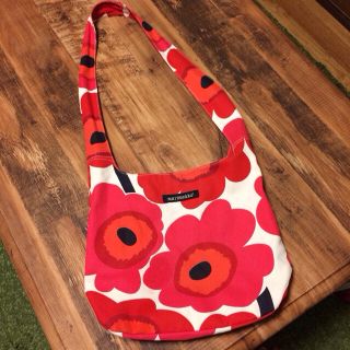 マリメッコ(marimekko)のマリメッコ ウニッコショルダー(ショルダーバッグ)