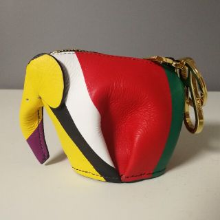 ロエベ(LOEWE)のLOEWE ロエベ★エレファントゾウチャームコインケースキーホルダーマルチカラー(コインケース)