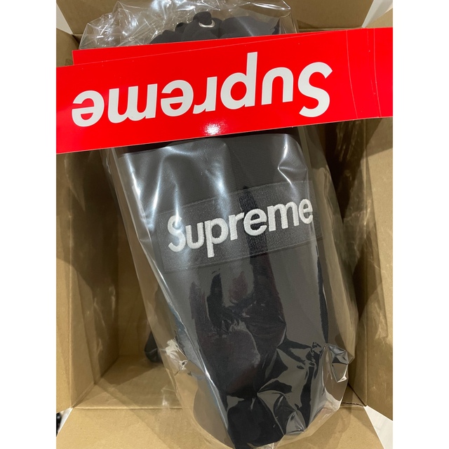 supreme  boxlogoパーカー