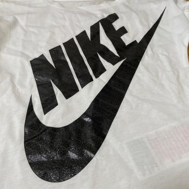 NIKE(ナイキ)のNIKE 長袖　Tシャツ　ロングTシャツ キッズ/ベビー/マタニティのキッズ服女の子用(90cm~)(Tシャツ/カットソー)の商品写真