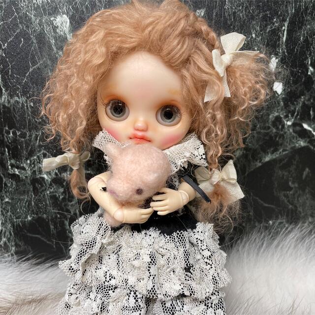 blythe _wm-536アプリコットベージュ三つ編み⭐️チベットラムウィッグ