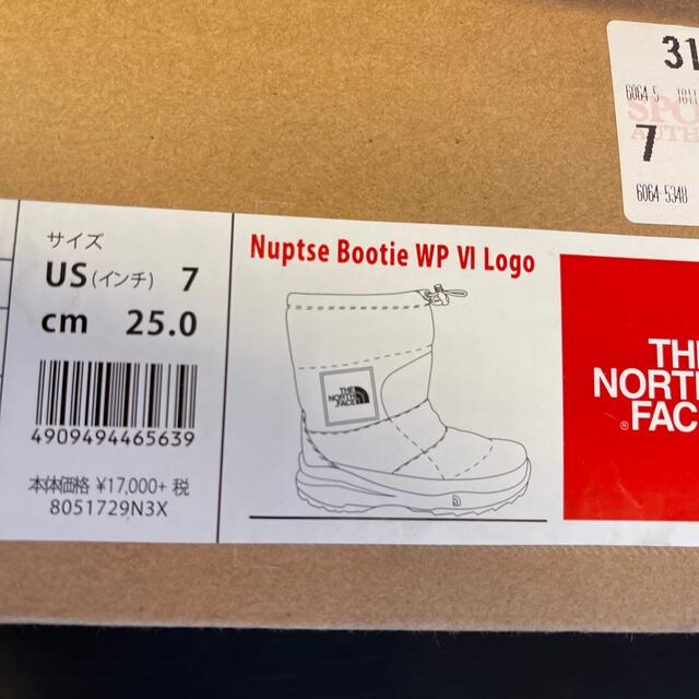 THE NORTH FACE(ザノースフェイス)のノースフェイスブーツ　ヌプシ　WP Ⅵ Logo 25.0cm  高さ約32cm メンズの靴/シューズ(ブーツ)の商品写真