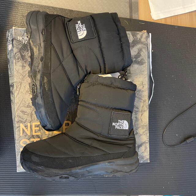 THE NORTH FACE(ザノースフェイス)のノースフェイスブーツ　ヌプシ　WP Ⅵ Logo 25.0cm  高さ約32cm メンズの靴/シューズ(ブーツ)の商品写真