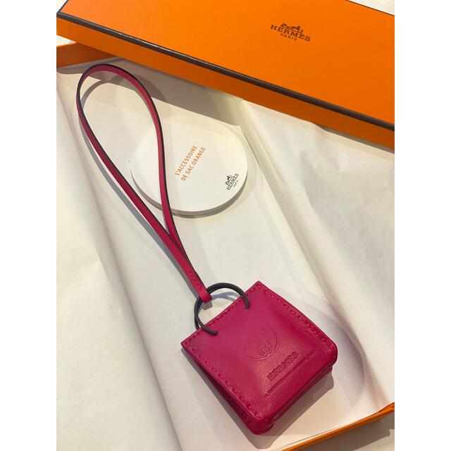 HERMES チャームサックオランジュ