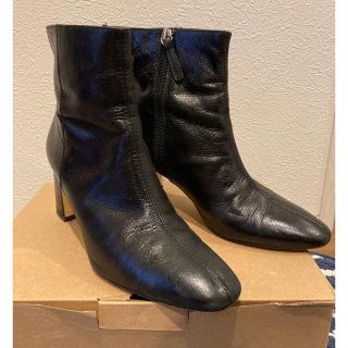 ザラ(ZARA)のZARA レザーショートブーツ 24cm(ブーツ)