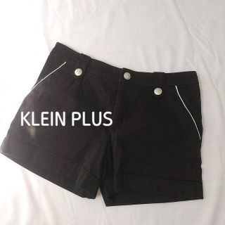 クランプリュス(KLEIN PLUS)のクランプリュス　マリンボタン付ショートパンツ　黒　サイズ38(ショートパンツ)