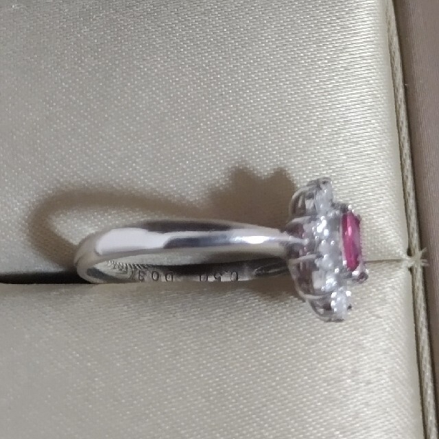 プラチナpt900ルビーダイヤモンドリング
