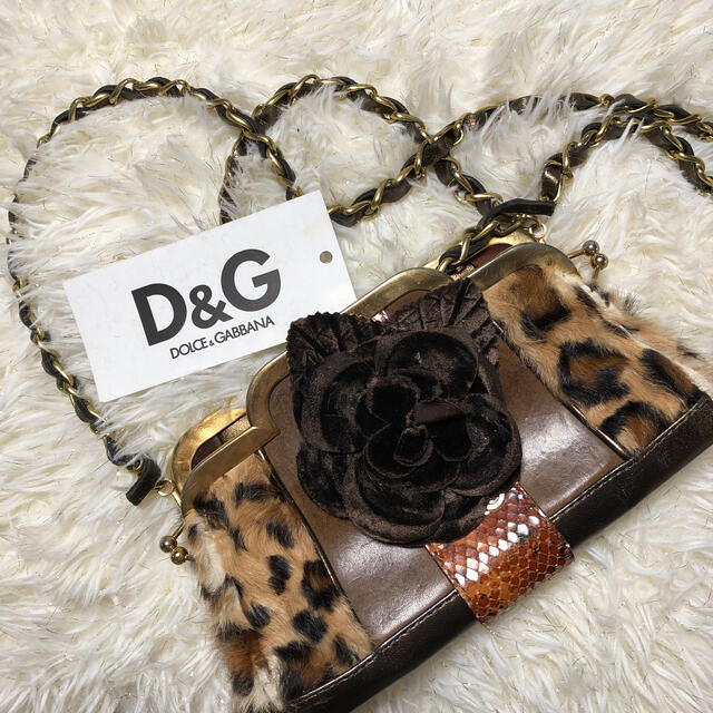 D&G(ディーアンドジー)のＤ＆Ｇアクセサリーポシェット レディースのファッション小物(ポーチ)の商品写真