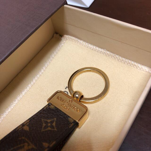 LOUIS VUITTON(ルイヴィトン)の美品　ルイヴィトン　キーリング レディースのファッション小物(キーホルダー)の商品写真