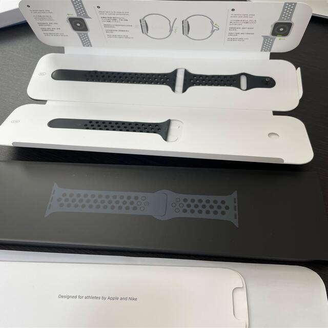 Apple Watch(アップルウォッチ)のApple Watch  series5 NIKE セルラー 44mm ブラック メンズの時計(腕時計(デジタル))の商品写真